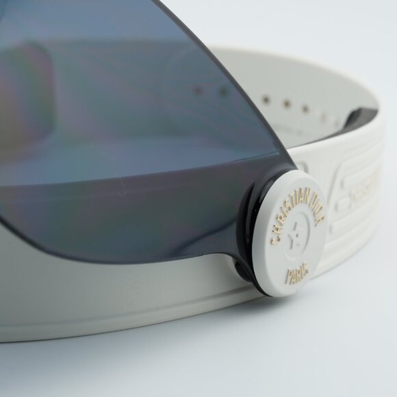 Dior DIORPACIFIC V1U 96B0 Sunglasses White Geometric Frame, Blue Lenses - Picture 7 of 12